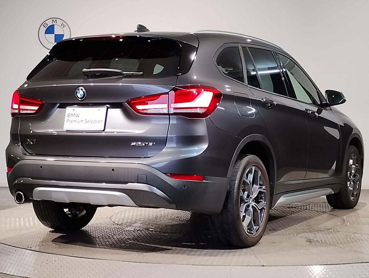 X1 sDrive18i RHD