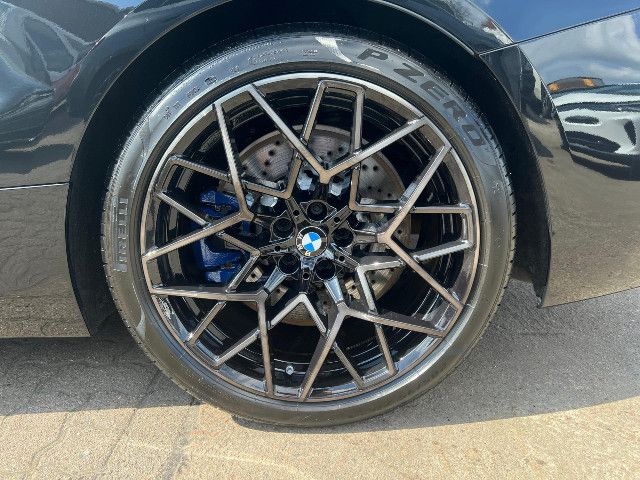 BMW M8