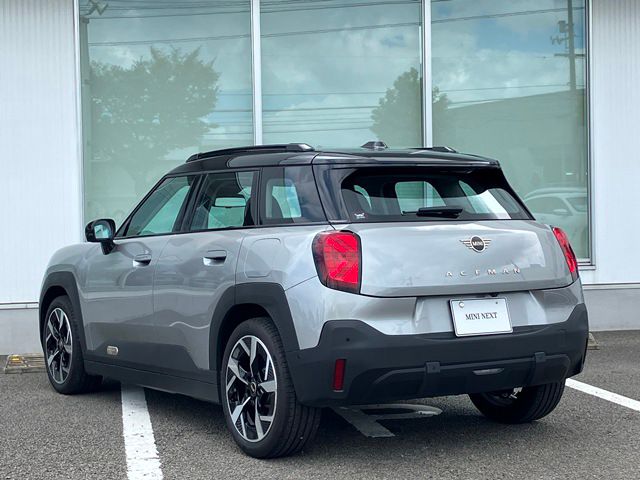 J05 MINI Aceman E