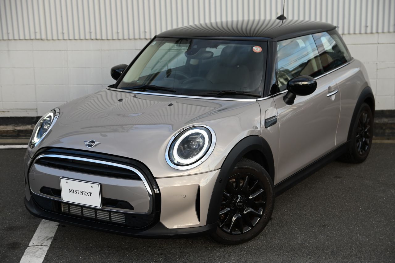 MINI Cooper F56 RHD