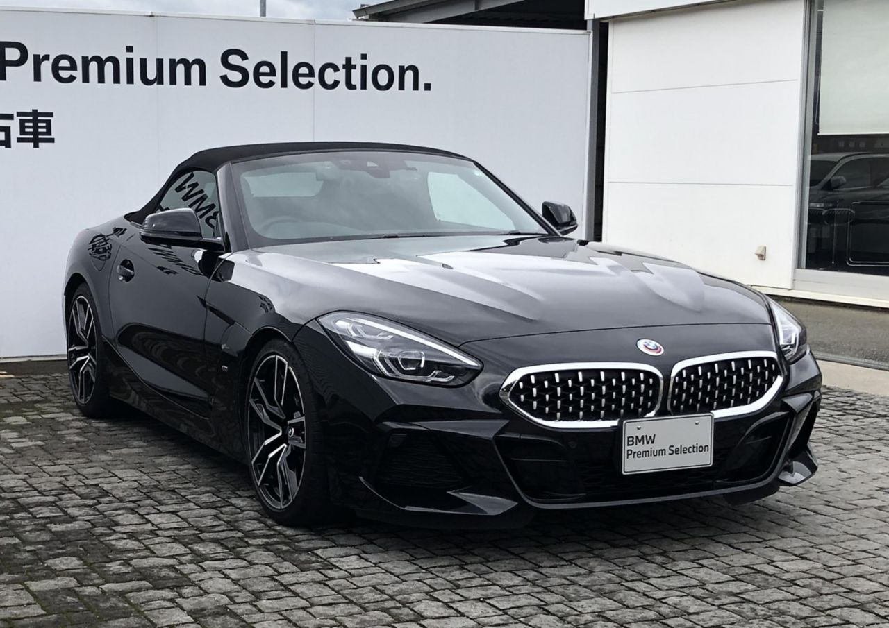 G29 z4 sDrive20i RHD