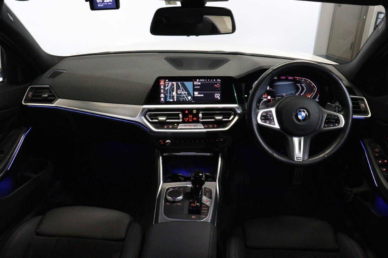 G21 318i Touring