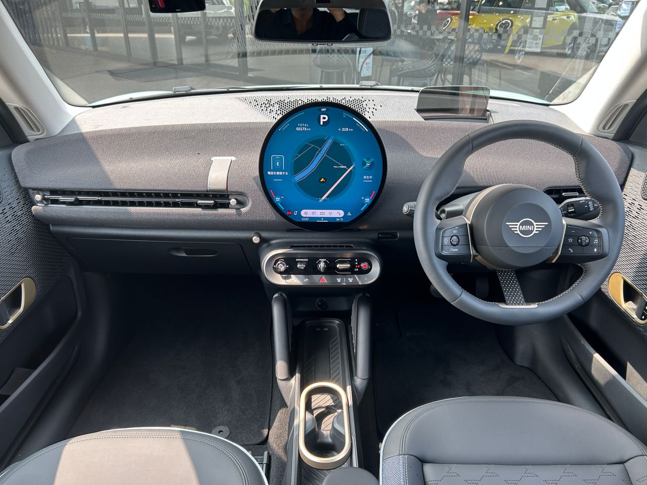 J01 MINI Cooper SE