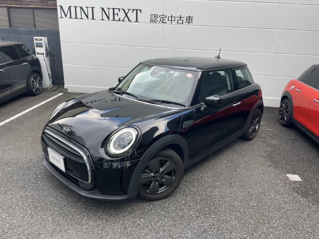 MINI Cooper F56 RHD