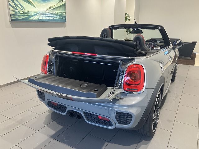 MINI JCW ｺﾝﾊﾞｰﾁﾌﾞﾙ