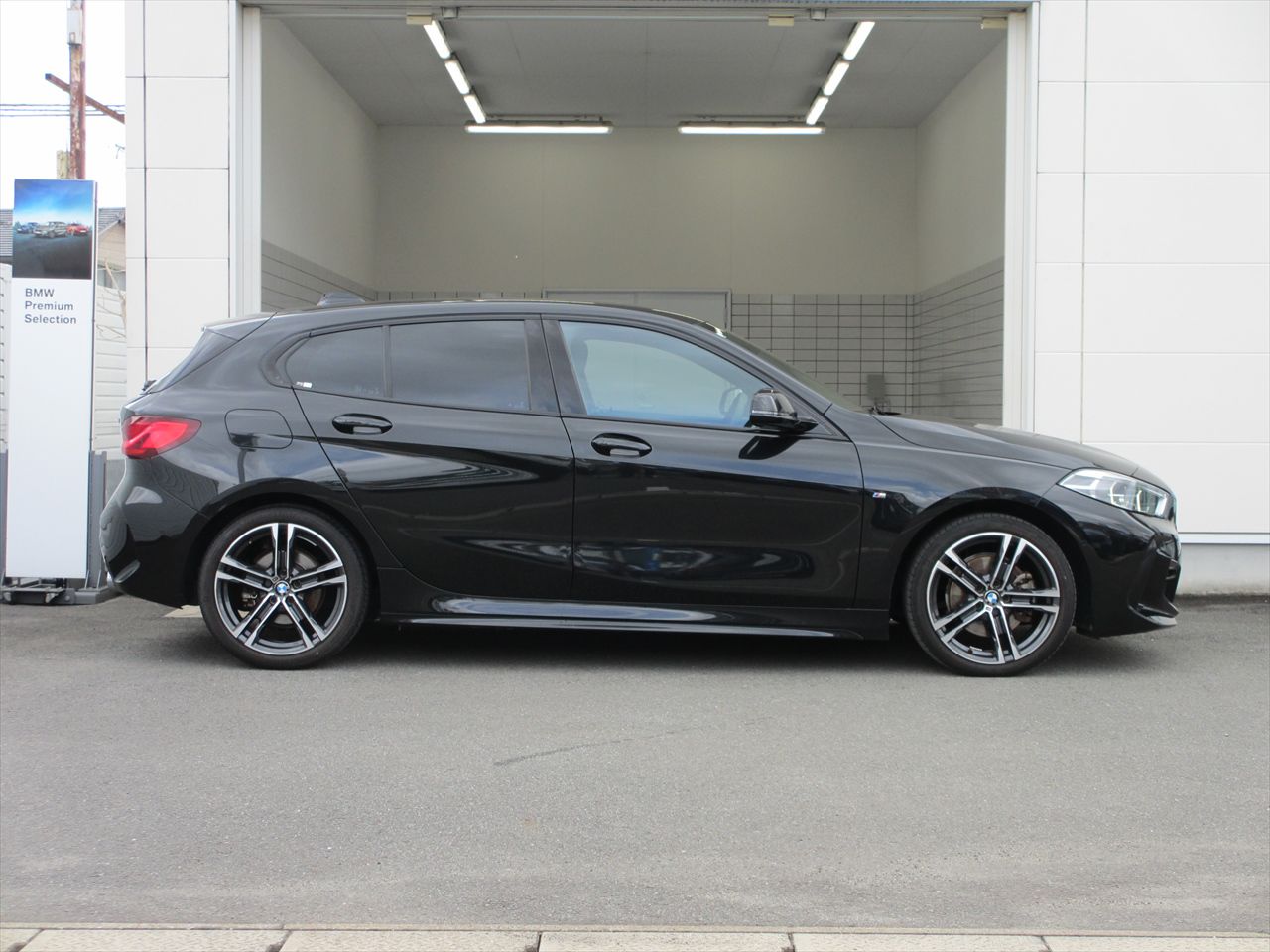 F40 118d Sports Hatch 5-door B47 2.0d