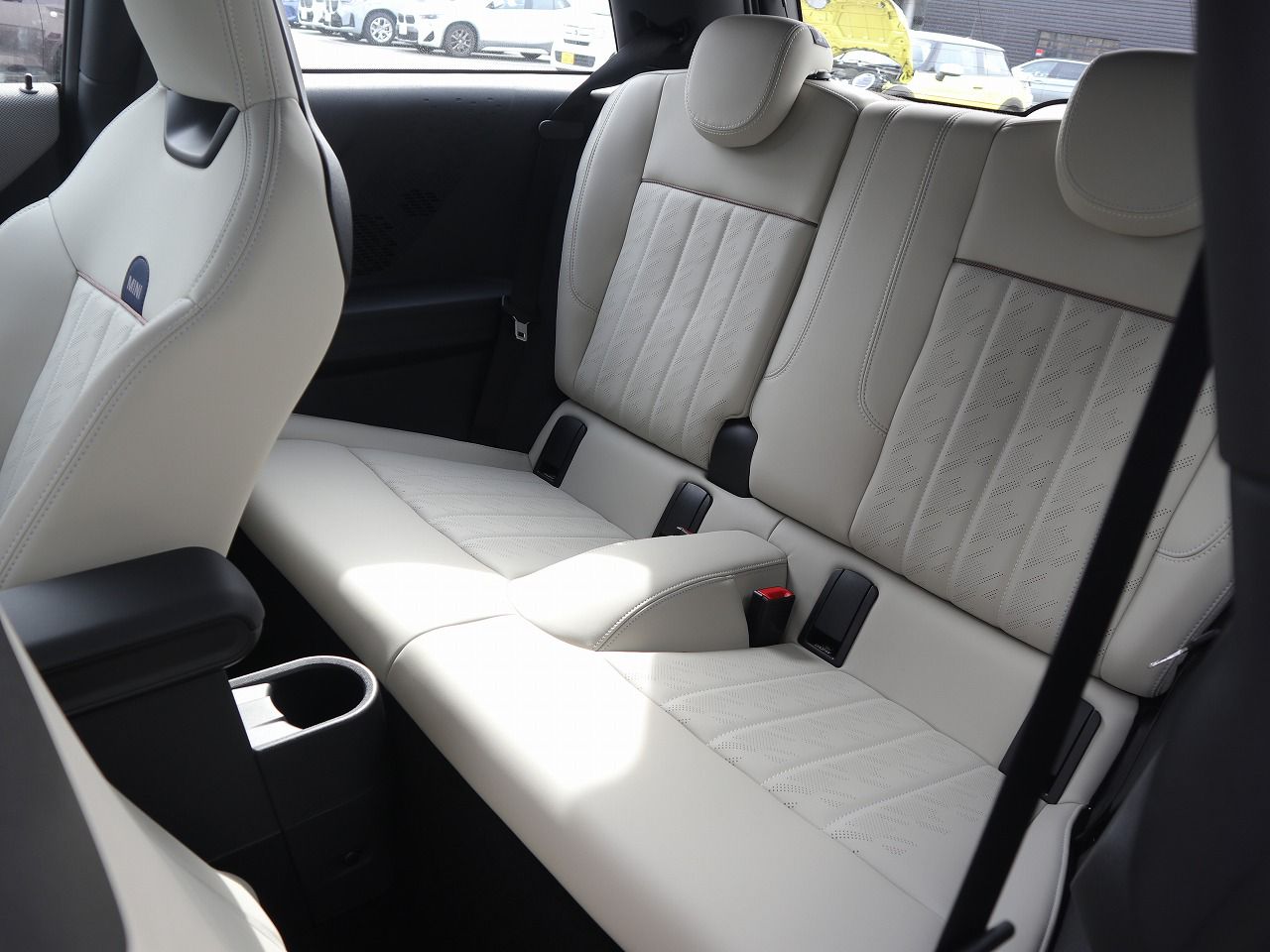 F66 MINI Cooper C 3Dr