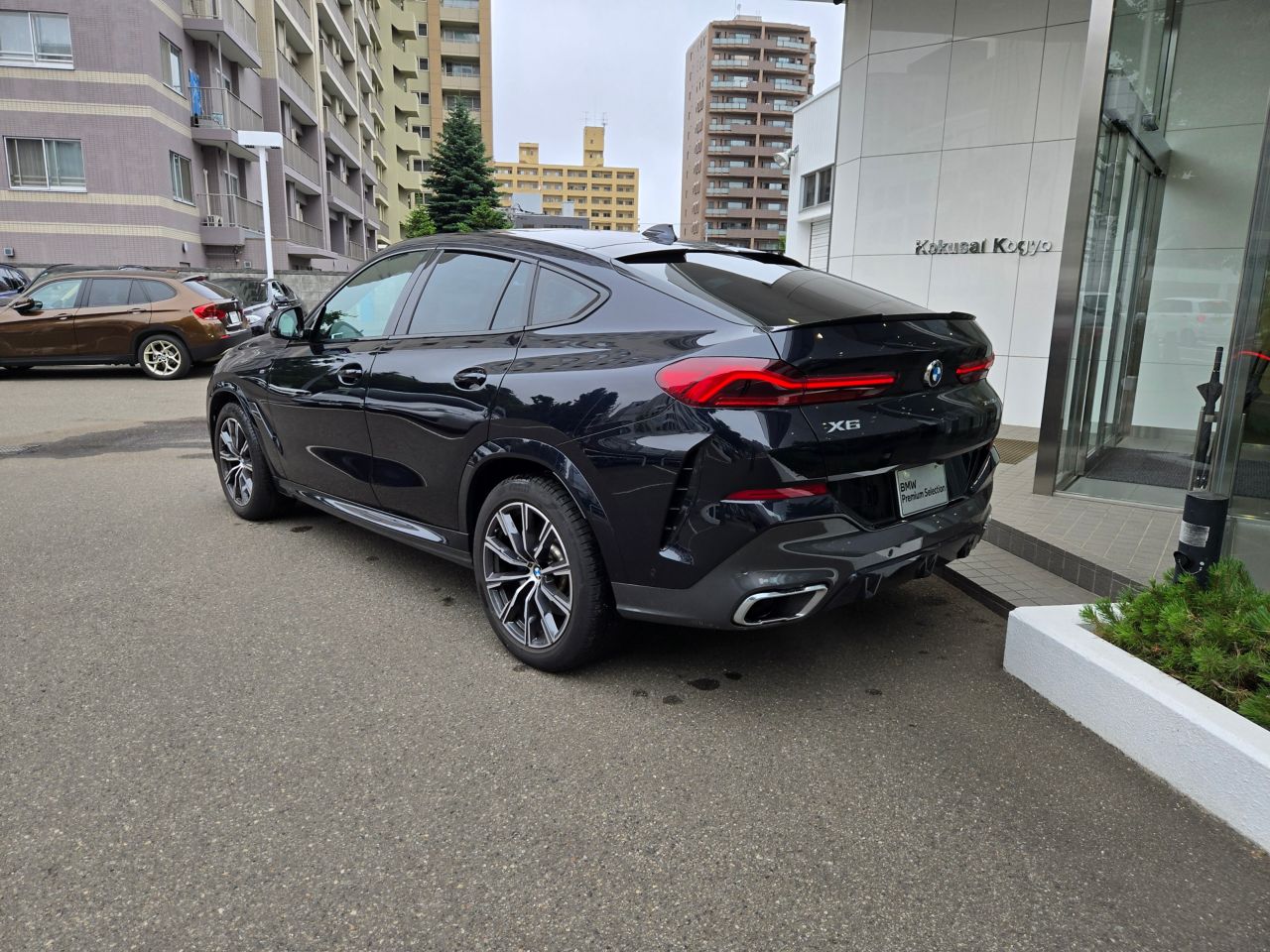 X* xDrive30d RHD