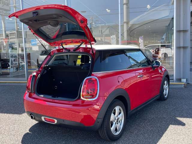 F56 MINI Cooper 3-Door Hatch LCI