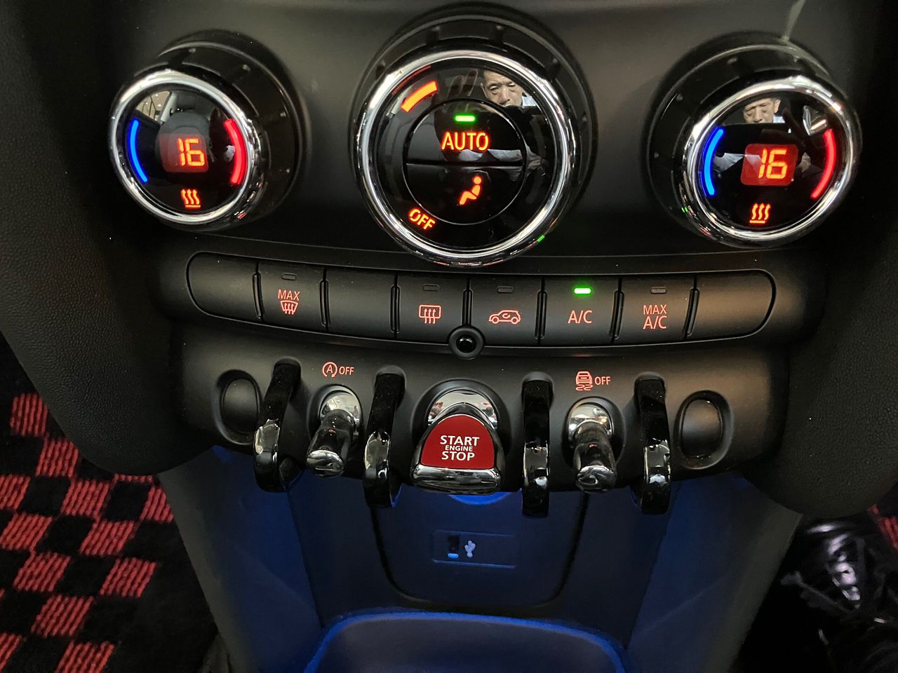 F56 MINI Cooper 3-Door Hatch LCI