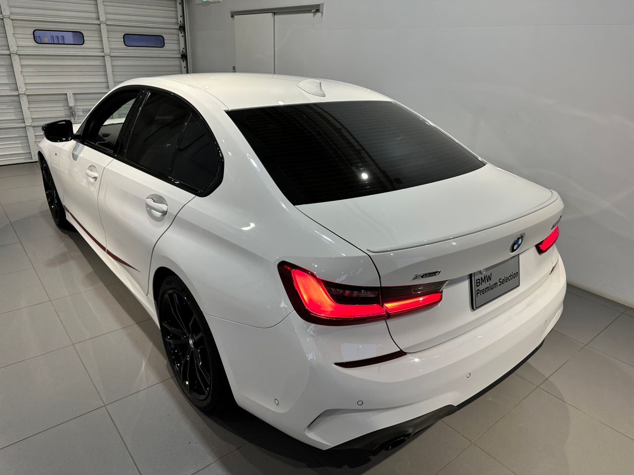 G20 320d xDrive RHD Saloon