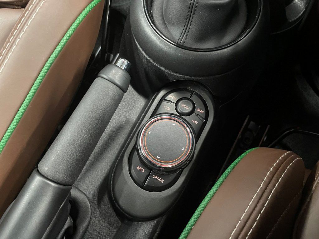 F55 MINI Cooper 5-Door Hatch LCI