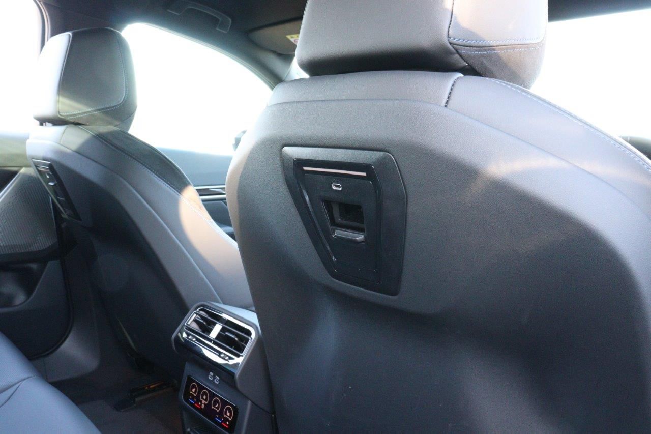 BMW i5 eDrive40 Sedan RHD