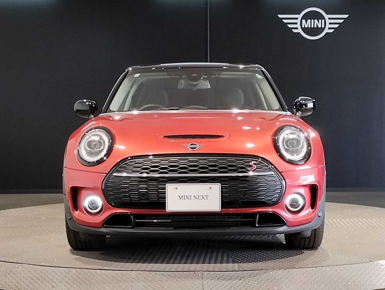 THE NEW MINI COOPER S CLUBMAN.