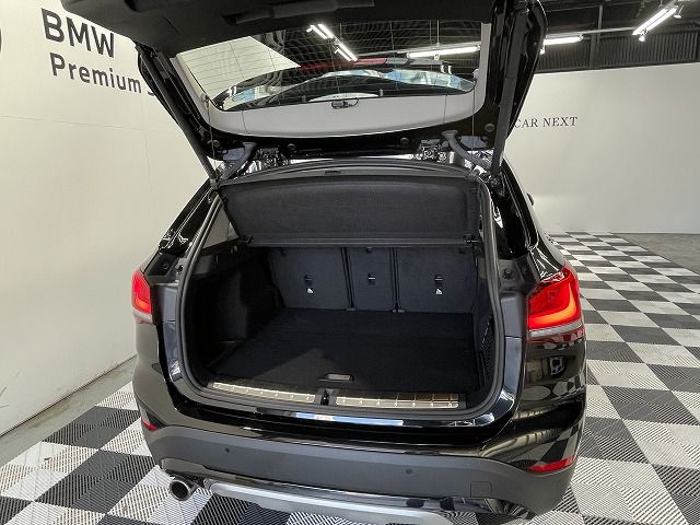 X1 sDrive18i RHD