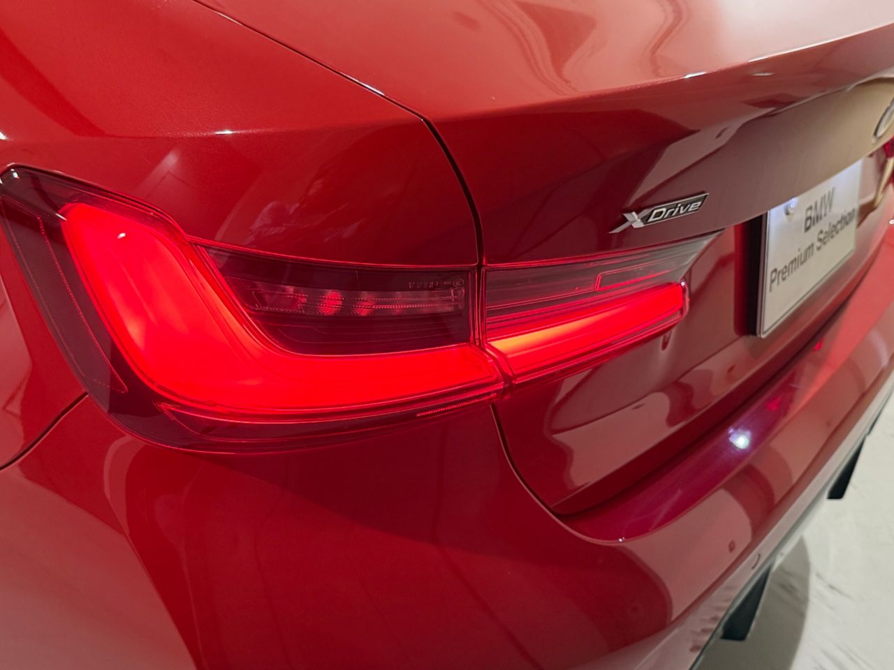 320d xDrive Berline RHD