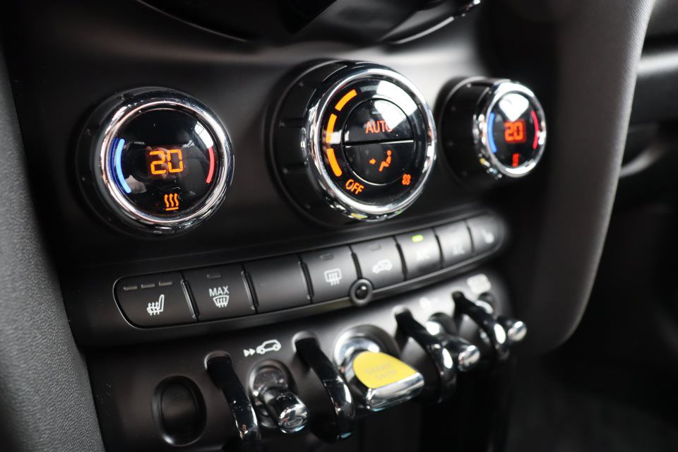 MINI Cooper SE