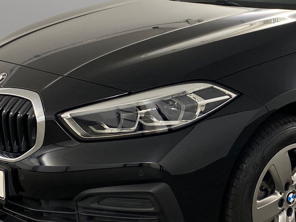BMW 118