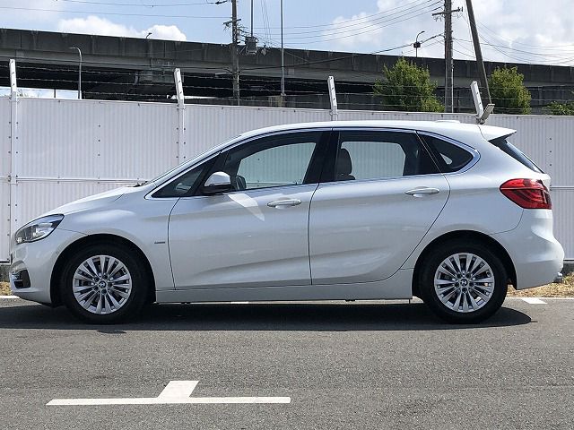 218D ACTIVE TOURER RHD