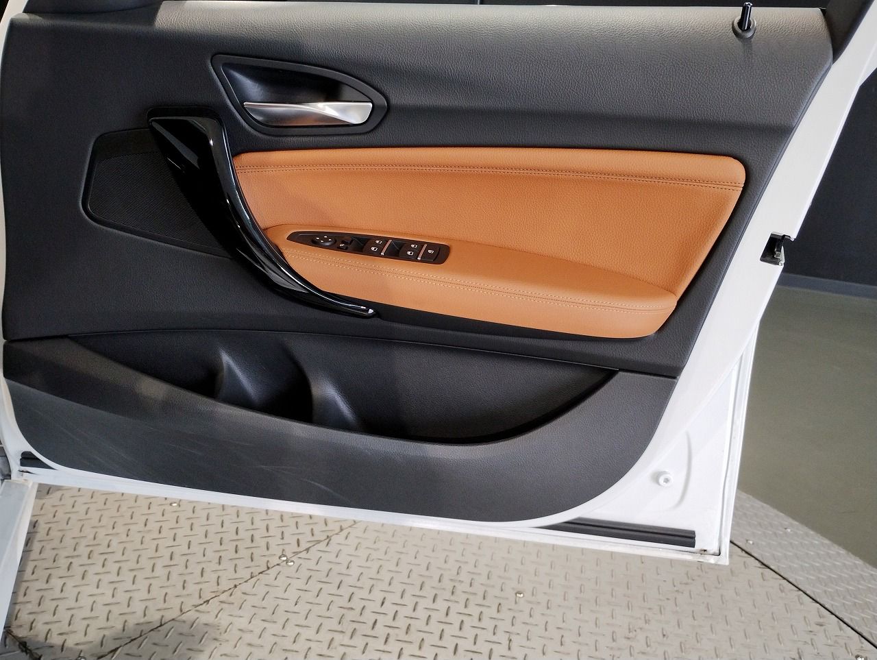 118 5DOOR RHD