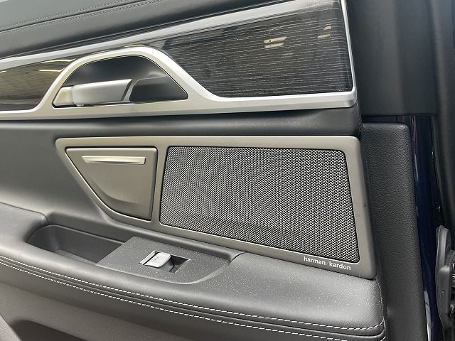 750i xDrive Sedan