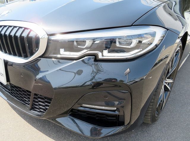 G21 320i RHD