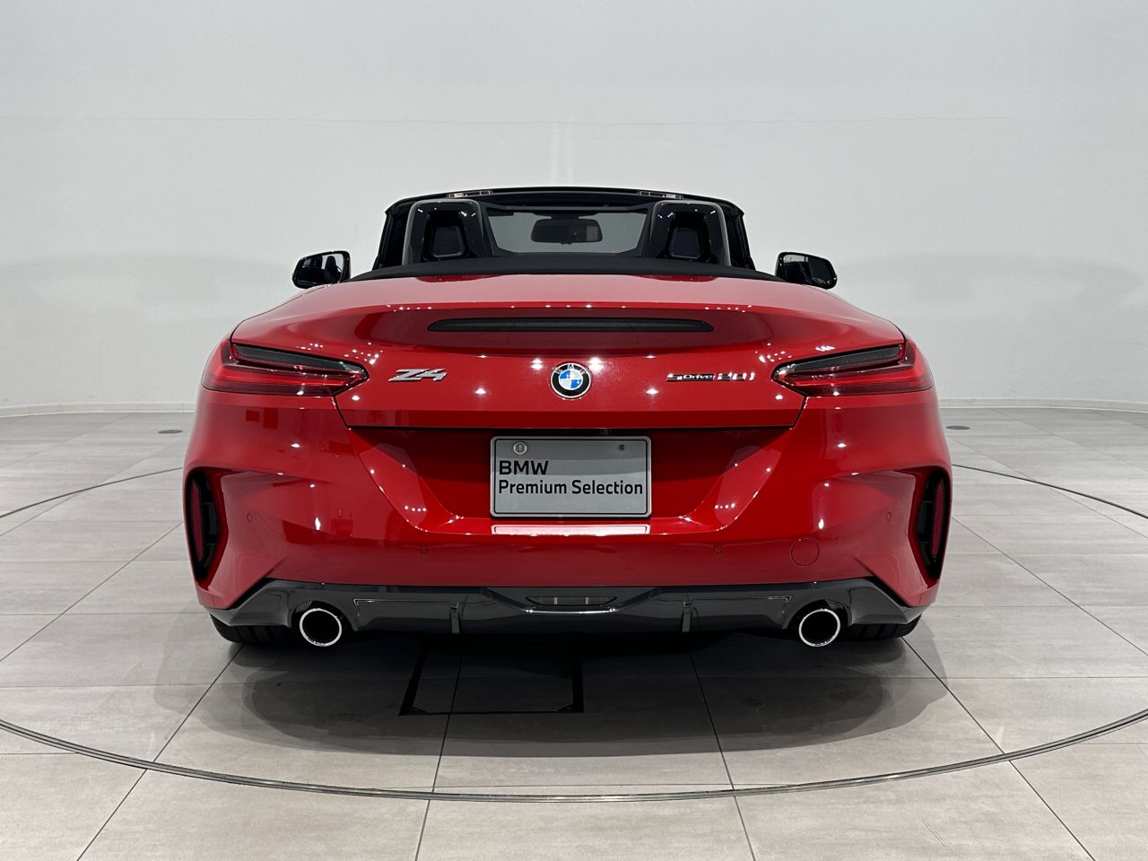 G29 z4 sDrive20i RHD