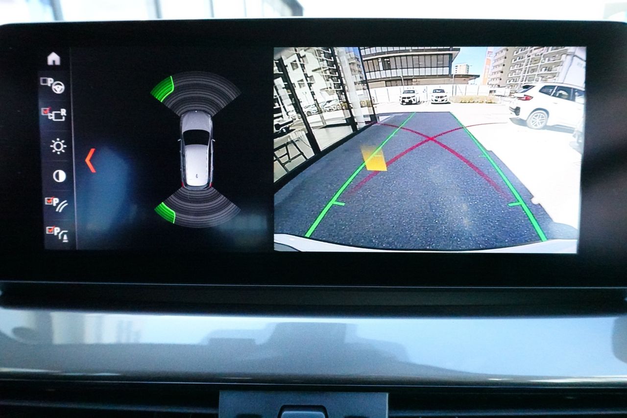 X1 sDrive18i RHD