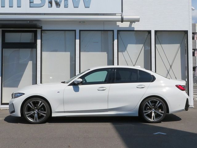 320d xDrive Berline RHD