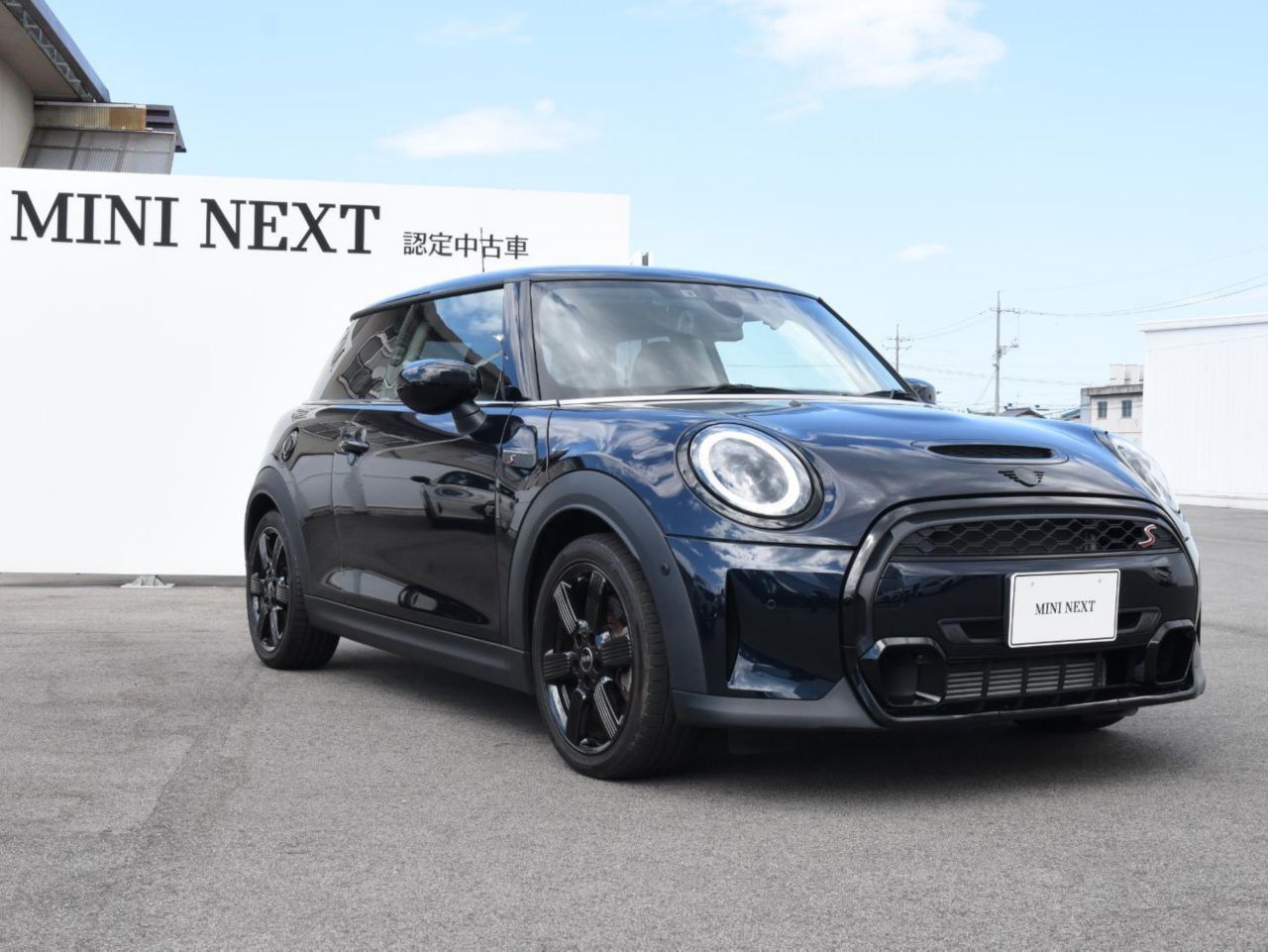 F56 CS