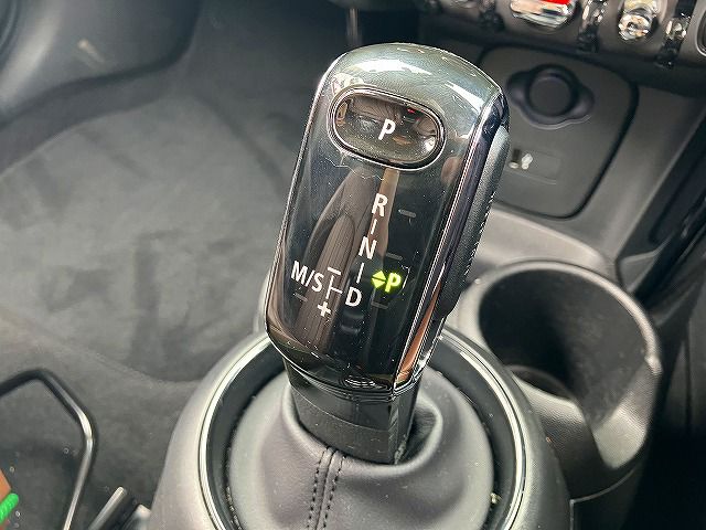 F56 MINI Cooper 3-Door Hatch LCI