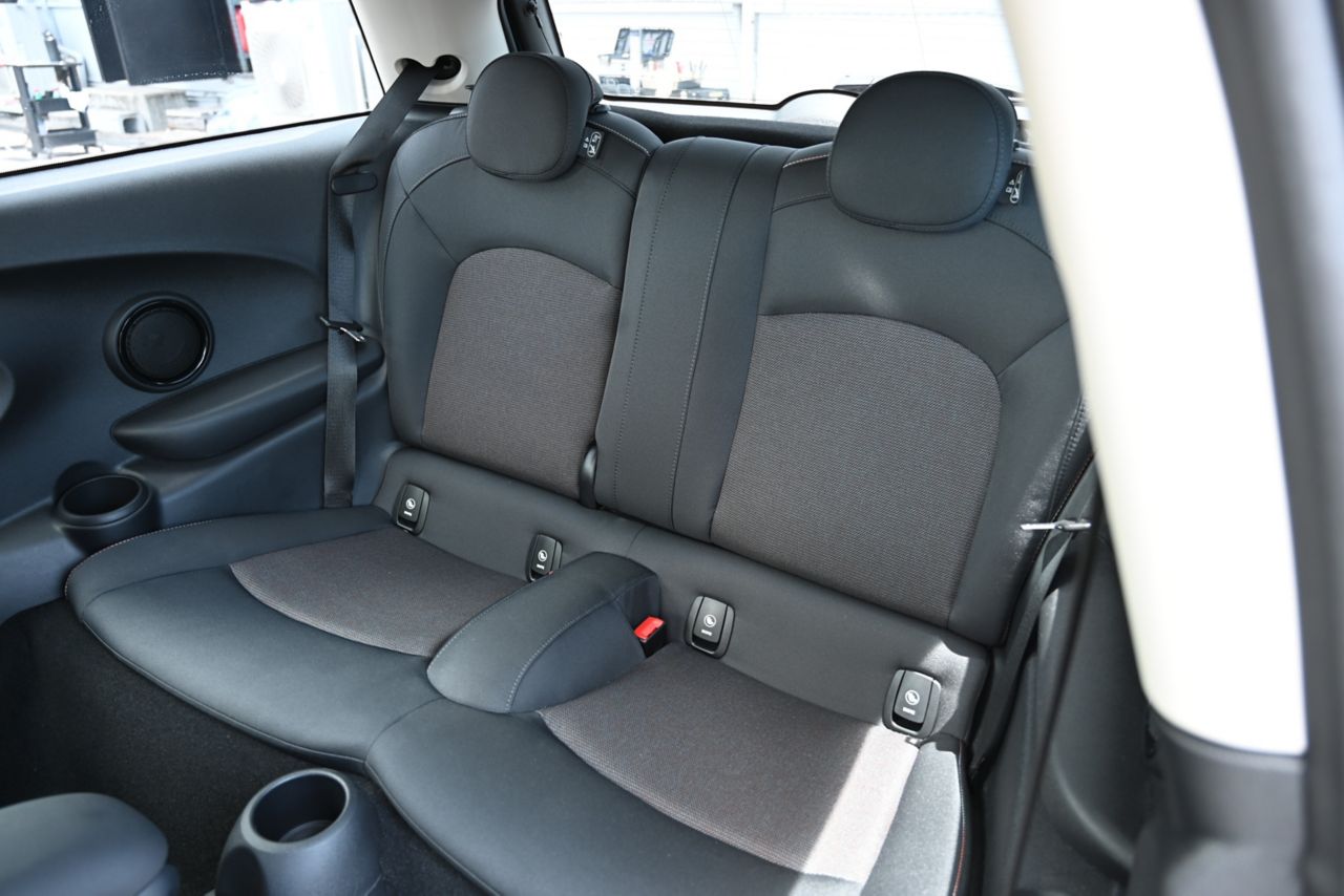 F56 MINI Cooper 3-Door Hatch LCI