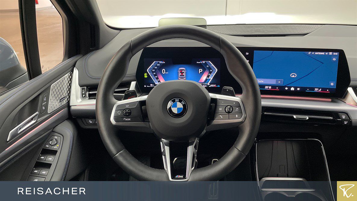 BMW 218