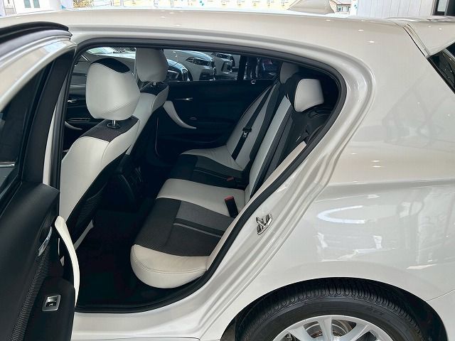 118 5DOOR RHD
