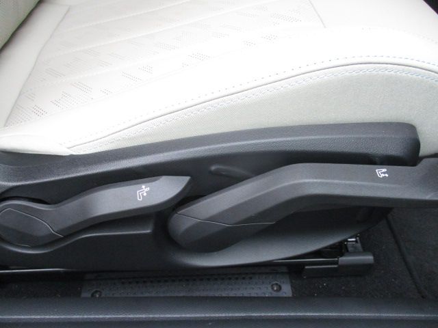 F66 MINI Cooper C 3Dr