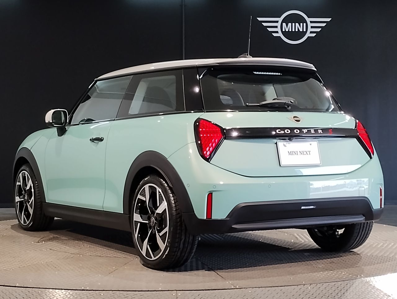 F66 MINI Cooper S 3Dr