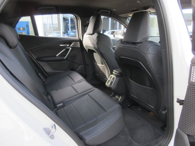 iX2 xDrive30 MSP