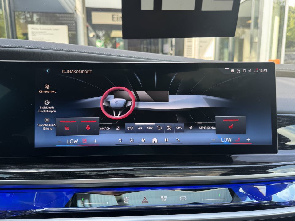 BMW 740