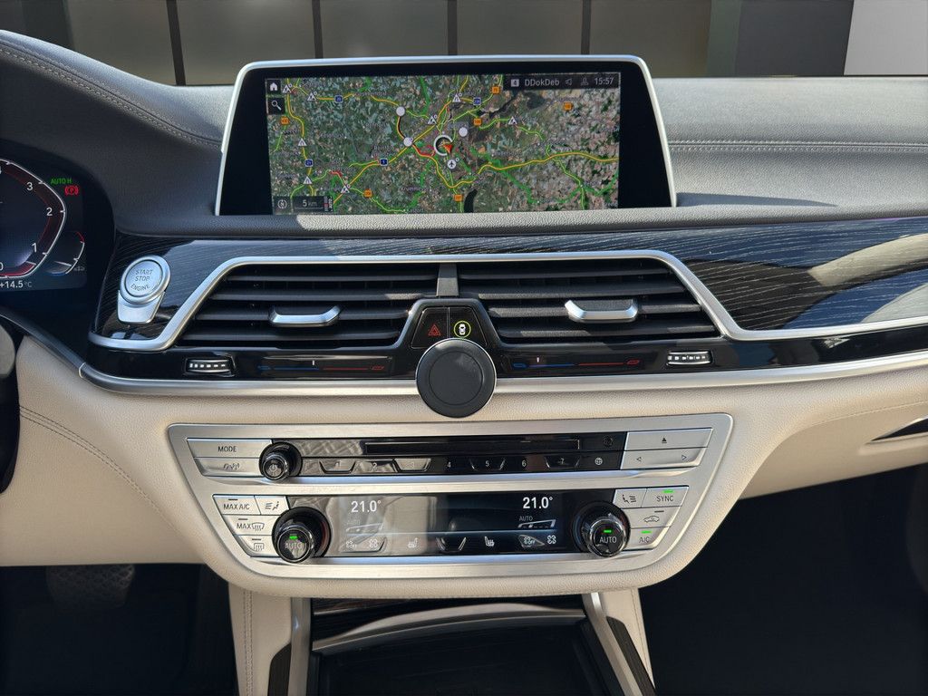 BMW 740