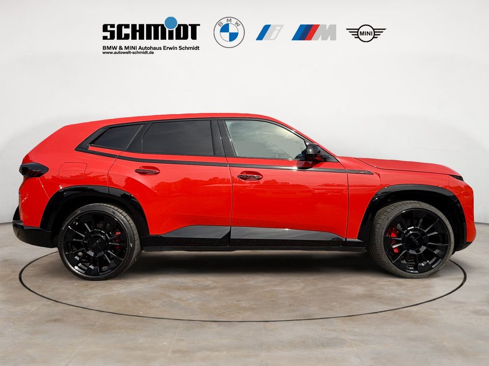 BMW XM