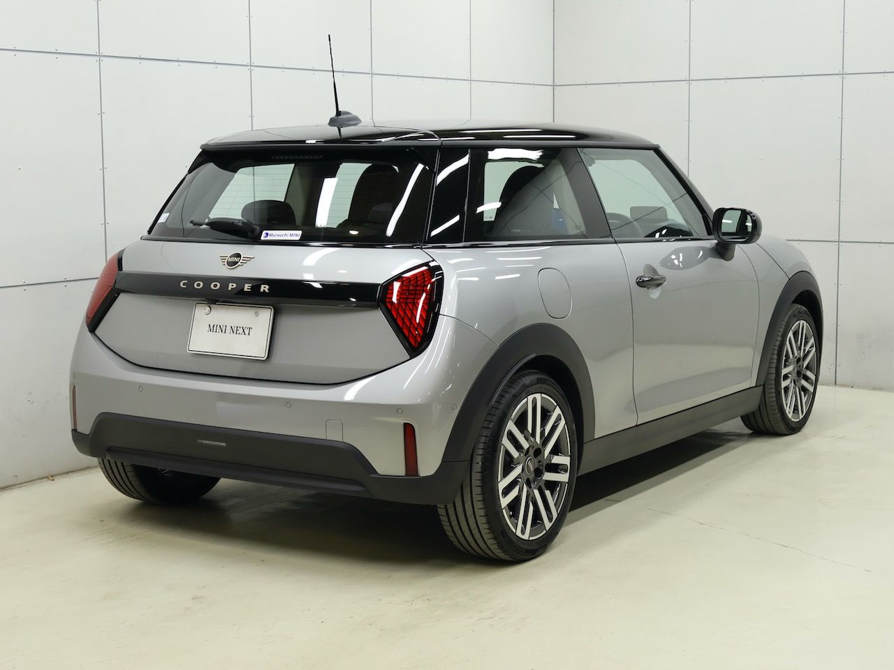 F66 MINI Cooper C 3Dr