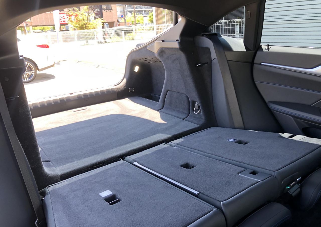 G26 i4 eDrive35 RHD