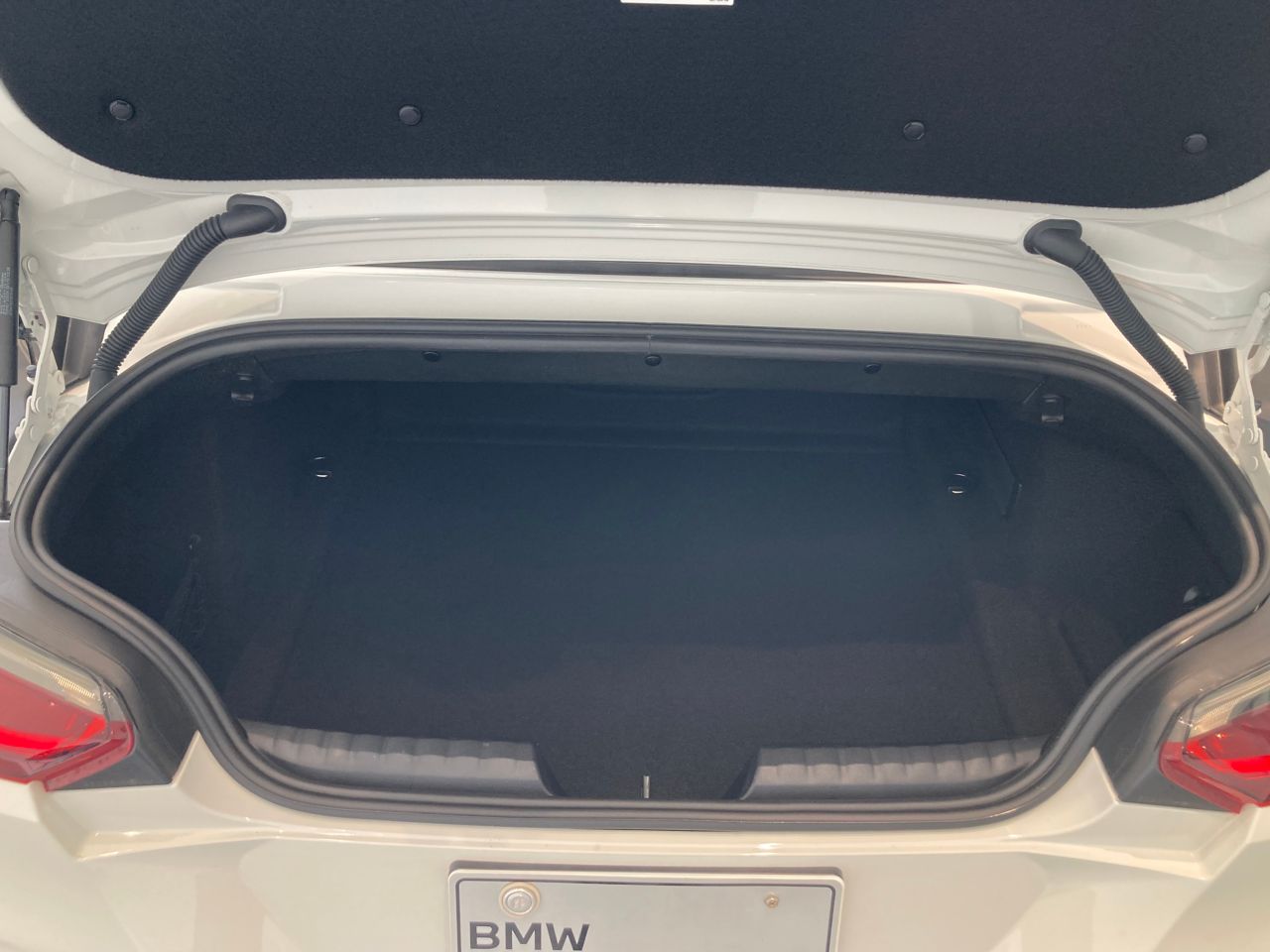 G29 Z4 M40i RHD