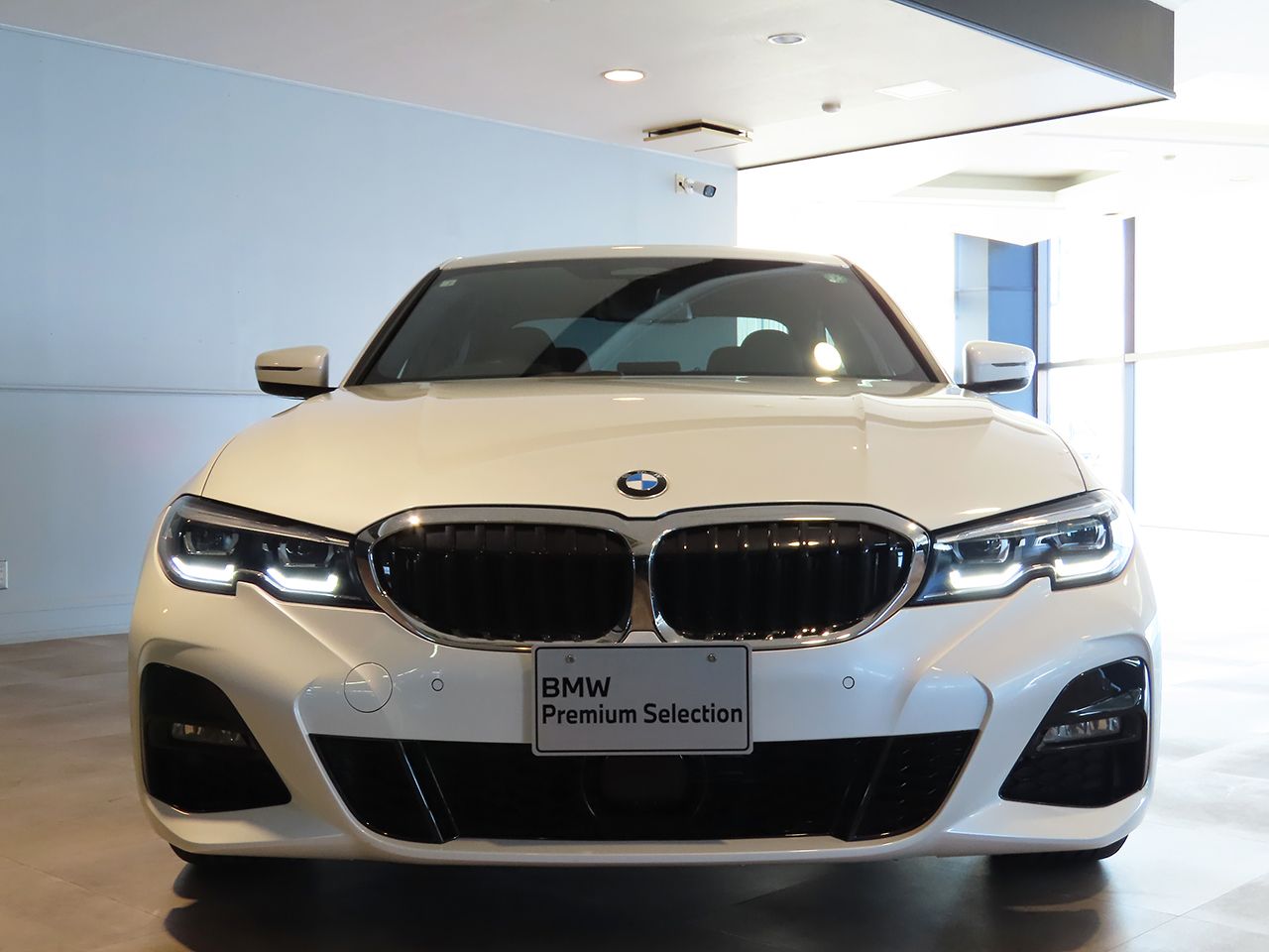 G20 320d xDrive RHD Saloon
