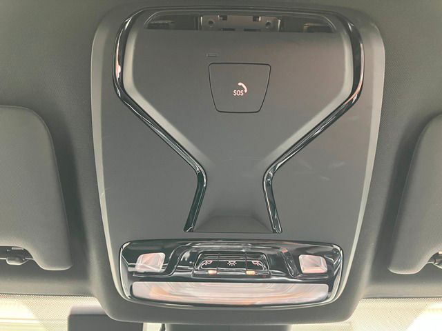 M240i xDrive Coupé RHD