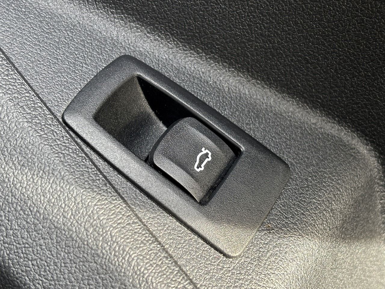 F40 118d Sports Hatch 5-door B47 2.0d