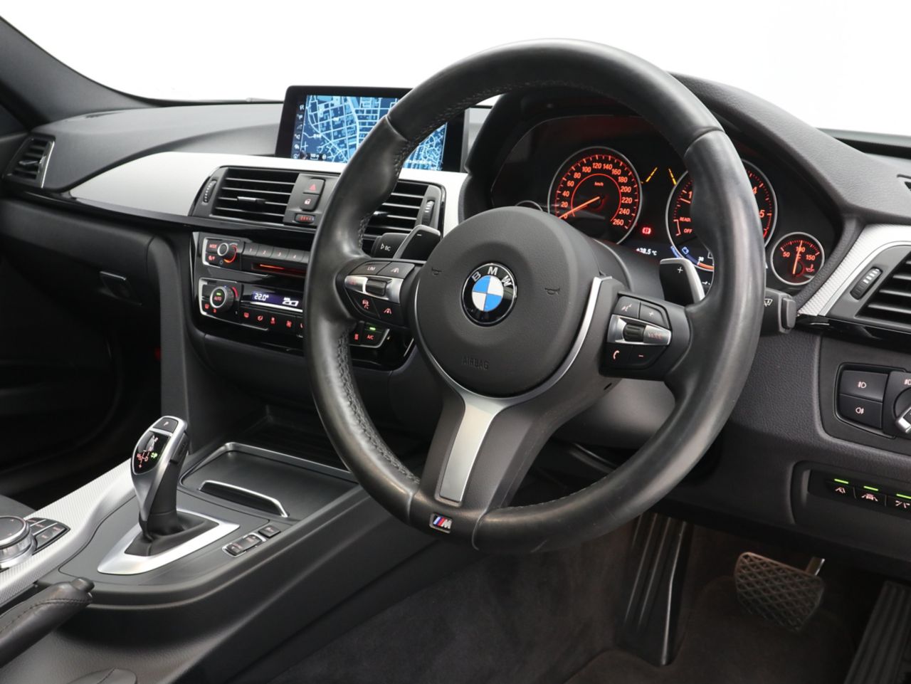 320D TOURING RHD