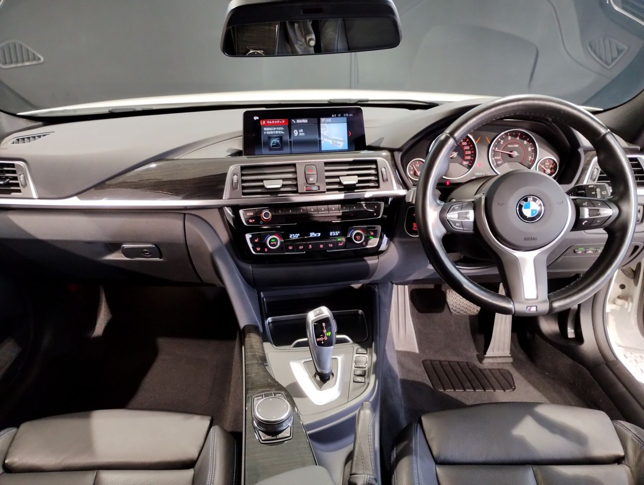 318I TOURING RHD