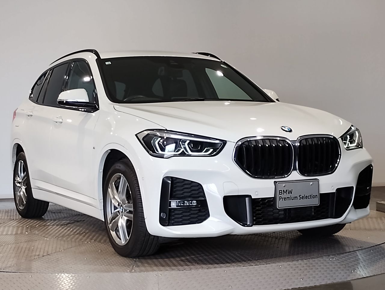 X1 sDrive18i RHD