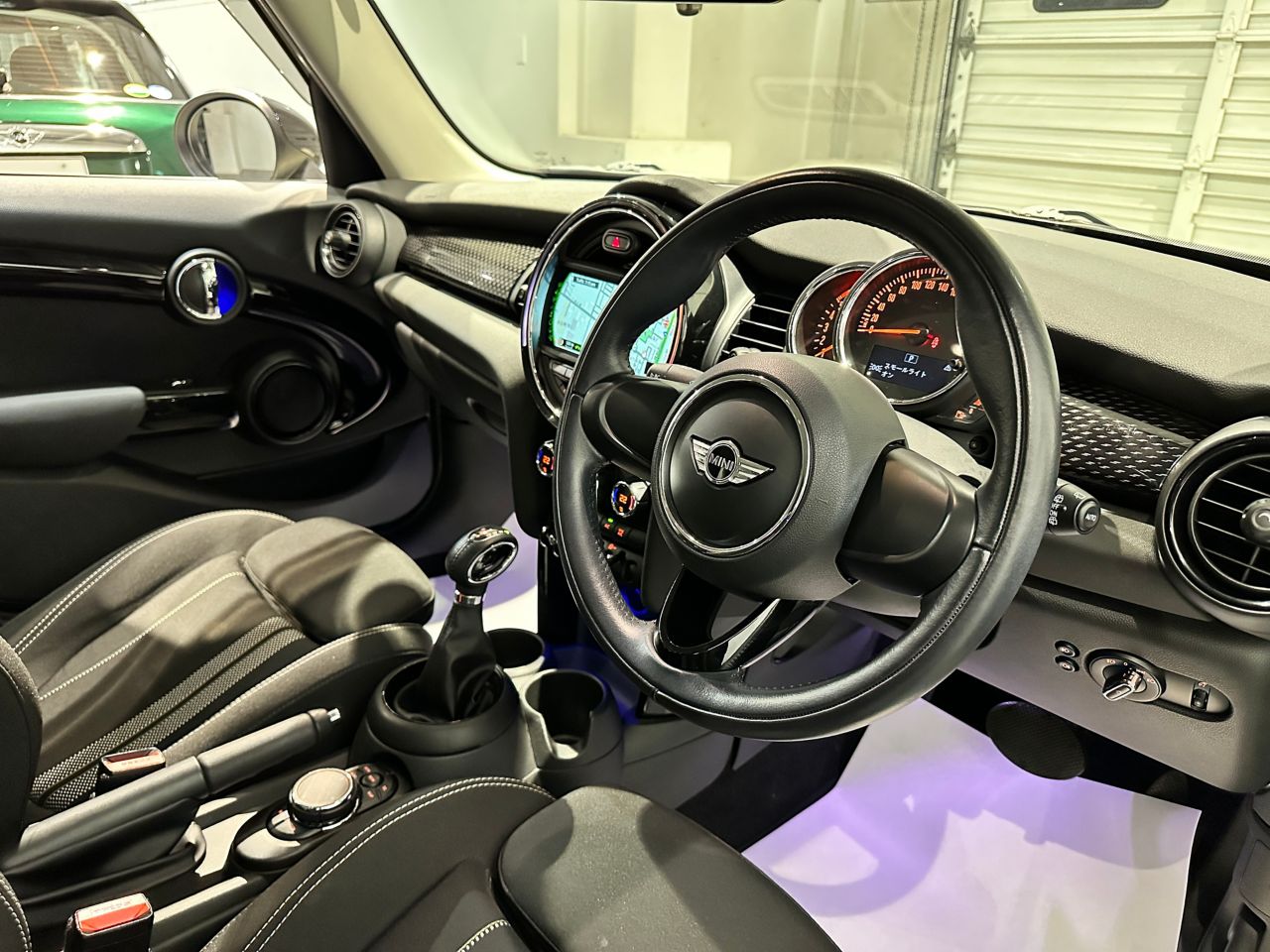 F55 COOPER S D(AT)